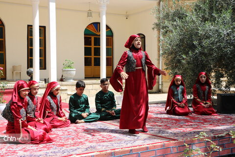 آیین شاهنامه‌خوانی در کاخ فلاحتی شهر ایلام برگزار شد