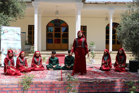 آیین شاهنامه‌خوانی در کاخ فلاحتی شهر ایلام برگزار شد