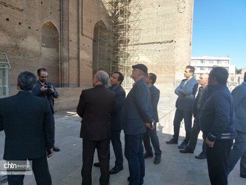 بازدید مدیرکل میراث فرهنگی و مدیرکل دیوان محاسبات استان آذربایجان شرقی از ارک علیشاه تبریز