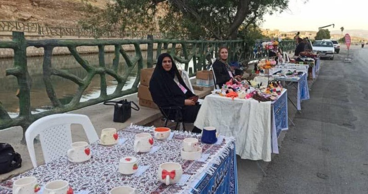 نخستین پنج‌شنبه بازار صنایع‌دستی در آبدانان ایلام برپا شد
