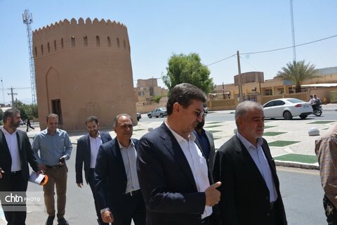 بازدید از پروژه برج و بارو یزد