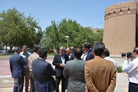 بازدید از پروژه برج و بارو یزد