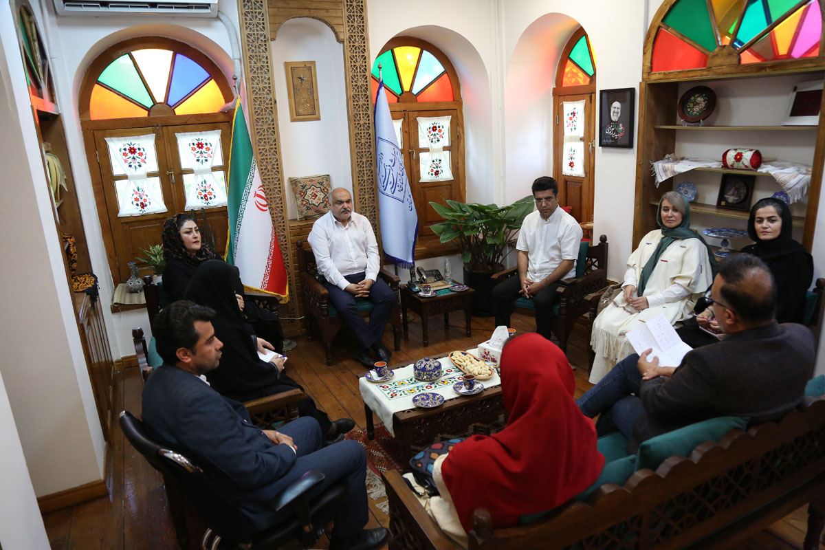 اتحادیه صنایع‌دستی، حلقه تکمیلی توسعه بازار صنایع‌دستی گلستان/ نقطه اتصال هنرمند، بازار و سیاست‌گذار در استان