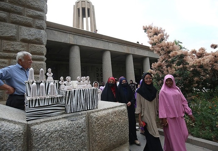 دانشجویان خارجی، موتور محرک توسعه گردشگری برای هگمتانه جهانی