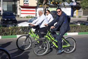 حضور مدیر کل میراث‌فرهنگی، گردشگری و صنایع دستی در مراسم روز جهانی دوچرخه در مشهد