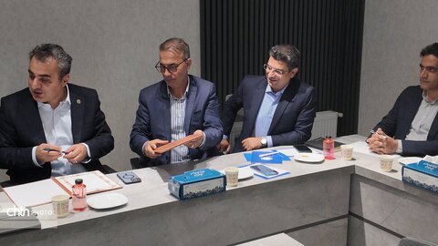 تفاهم‌نامه طراحی و ساخت اپلیکیشن گردشگری چهارمحال و بختیاری