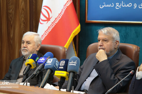نشست خبری وزیر میراث‌فرهنگی، گردشگری و صنایع‌دستی