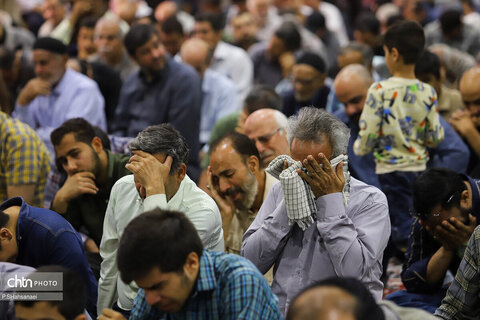 مراسم دعای عرفه در گلستان شهدا، اصفهان