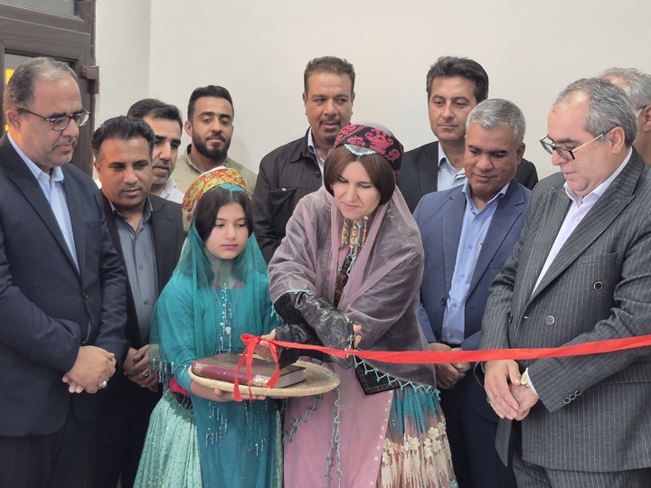 افتتاح نمایشگاه صنایع‌دستی بافته‌های داری در بوشهر