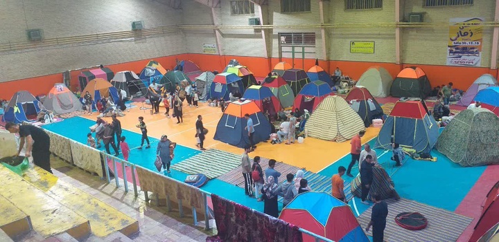 حجم بالای تردد گردشگران در کلیبر/ اسکان اضطراری در سالن‌های عمومی در تعطیلات هفته گذشته