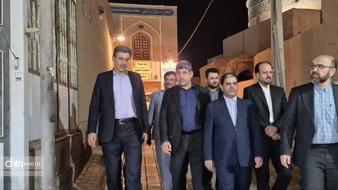 دیدار معاون فرهنگی معاون اول رئیس‌جمهور و معاون صنایع‌دستی در بافت تاریخی یزد پیرامون ثبت یزد به عنوان شهر جهانی زیورآلات سنتی