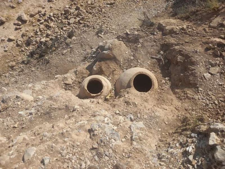 کشف خمره‌های تاریخی در دهلران ایلام