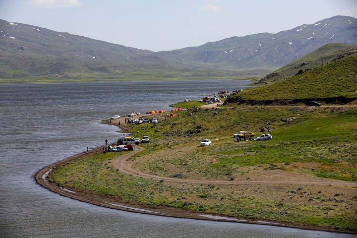 مراکز گردشگری در تالاب نئور با حفظ محیط‌زیست ایجاد می‌شود