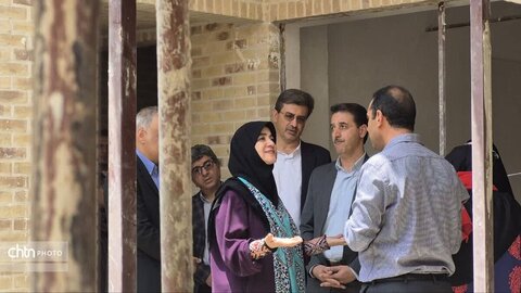 بازدید از دو پروژه سرمایه گذاری صنایع دستی