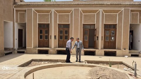 بازدید از دو پروژه سرمایه گذاری صنایع دستی