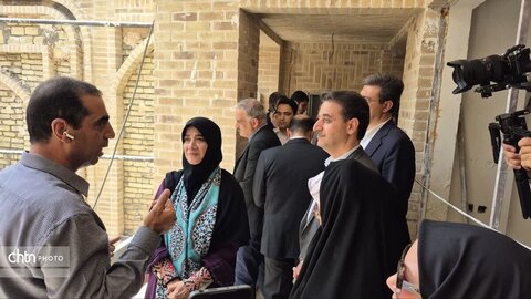 بازدید از دو پروژه سرمایه گذاری صنایع دستی