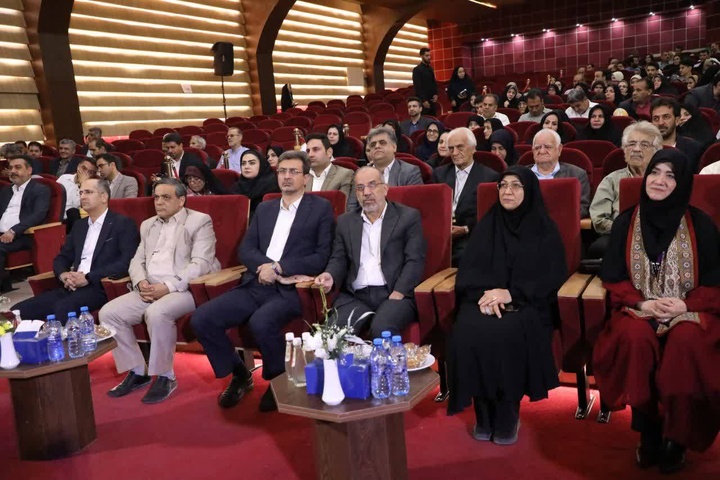 ثبت ملی موتابی میبد به‌عنوان نماد اقتصاد هویت بنیان / تلاش برای تولید محصولی جهانی از موتابی و زیلوی میبد