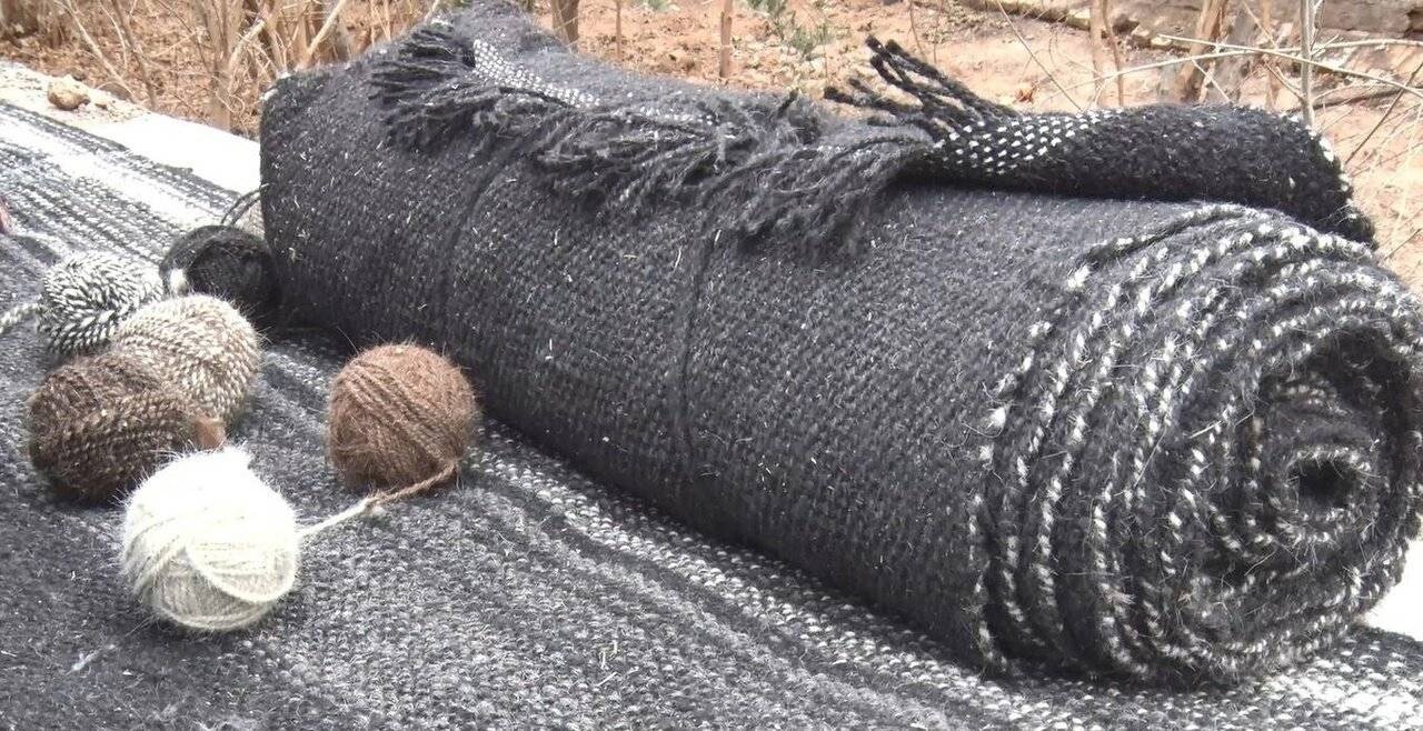 اهدای لوح شهر ملی موتابی به بفروئیه در روز جهانی صنایعدستی