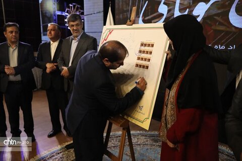 اهداء لوح شهر ملی مُوتابی به بفروییه میبد