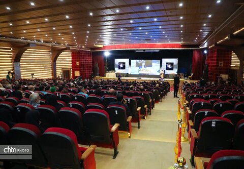 اهداء لوح شهر ملی مُوتابی به بفروییه میبد