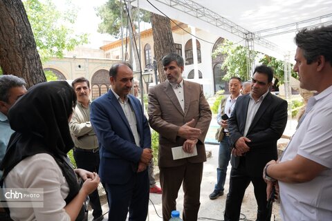 نادر نورایی
