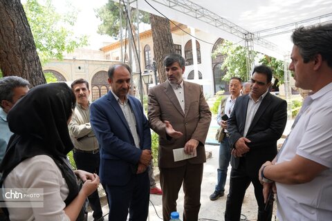 نادر نورایی