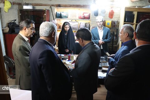 در آغاز هفته صنایع دستی بازدید معاون استاندار وفرماندار مشهد از خانه ملک