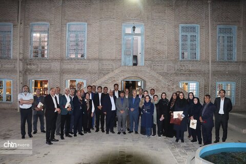 در آغاز هفته صنایع دستی بازدید معاون استاندار وفرماندار مشهد از خانه ملک