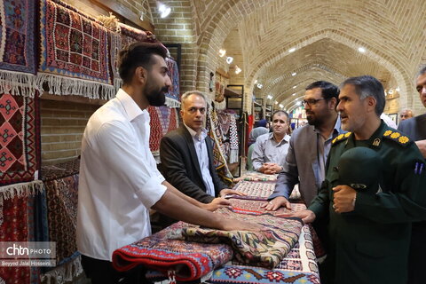 برپایی نمایشگاه صنایع دستی و مُد و لباس کُردی در عمارت آصف