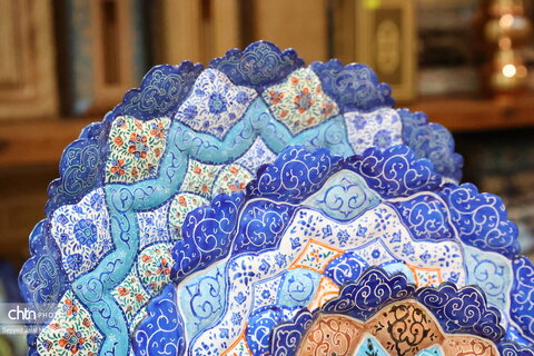برپایی نمایشگاه صنایع دستی و مُد و لباس کُردی در عمارت آصف