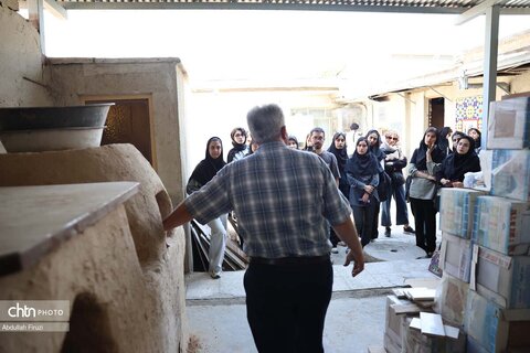 کاشی هفت رنگ