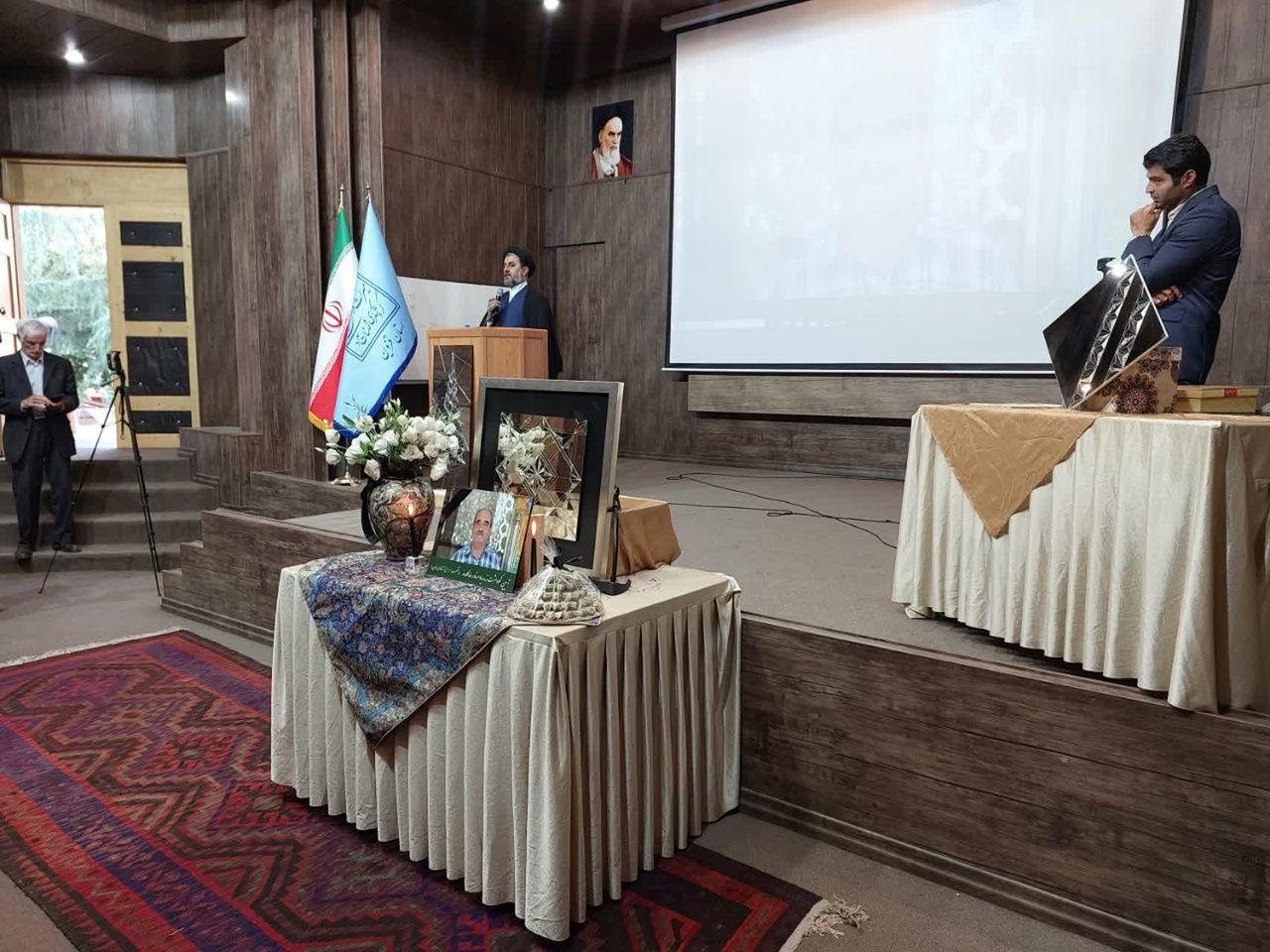 استاد گلدوزها، در تاریخ فرهنگ و هنر این سرزمین تکرار نمی‌شوند