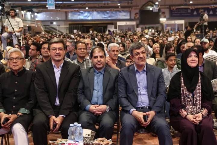 مراسم جشن ثبت جهانی زیورآلات سنتی یزد با حضور ۵۰۰۰ نفری مردم یزد