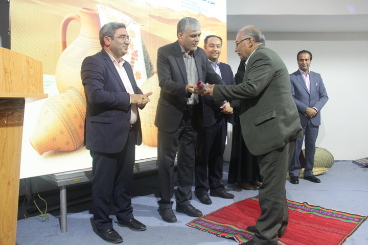 پیشکسوتان صنایع دستی سیستان و بلوچستان تجلیل شدند