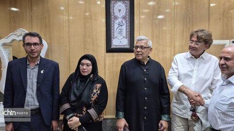 بازدید اعضای شورای جهانی صنایع دستی از بازار سنتی، مغازه‌ها و کارگاه‌های زیورآلات شهر یزد