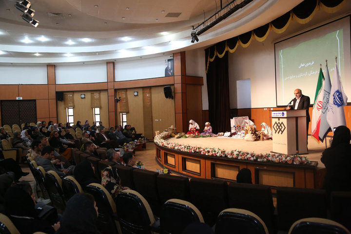 بزرگداشت روز جهانی صنایع‌دستی در گلستان برگزار شد/ دانشگاه بازوی خلاق و فکری توسعه صنایع‌دستی استان