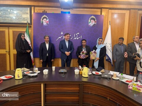 تقدیر استاندار بوشهر از صنعتگران در هفته صنایع دستی