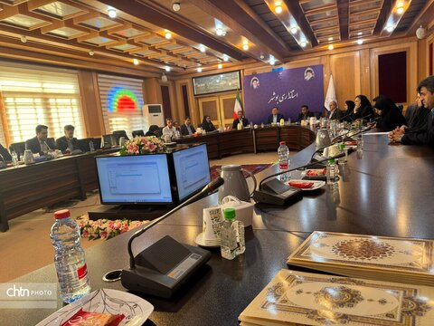 تقدیر استاندار بوشهر از صنعتگران در هفته صنایع دستی