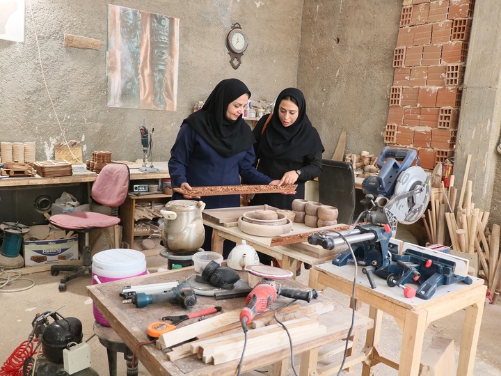 ۲ کارگاه خراطی چوب در بجنورد افتتاح شد