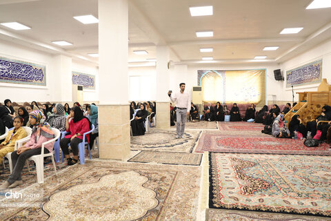 نشست معاون و کارشناسان صنایع‌دستی خوزستان با اعضا و افراد تحت پوشش انجمن خیران سیدالشهداء اهواز