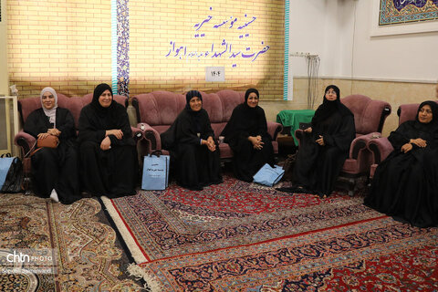 نشست معاون و کارشناسان صنایع‌دستی خوزستان با اعضا و افراد تحت پوشش انجمن خیران سیدالشهداء اهواز