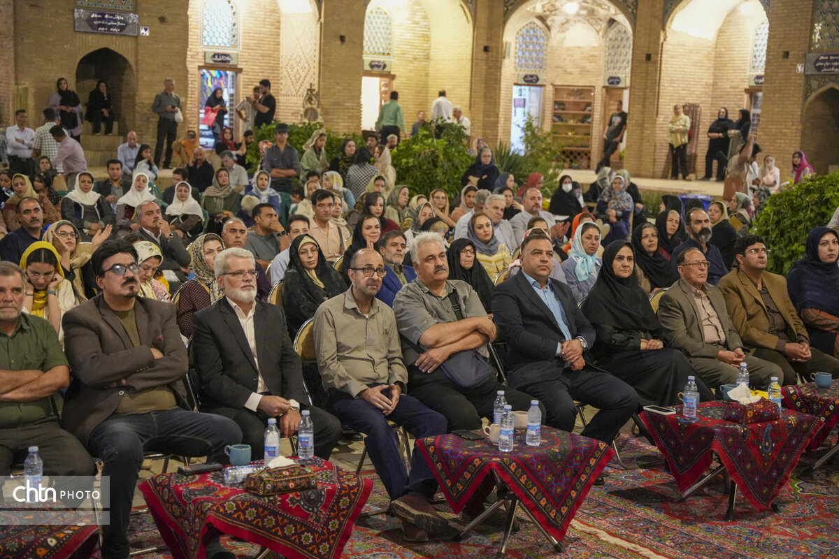 روایت دست‌تان هنرمندان کرمانی در روز جهانی صنایع‌دستی