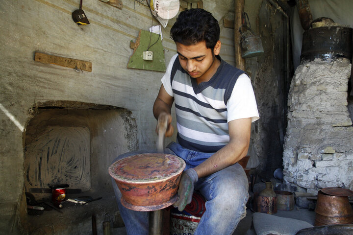 رتبه پنجم کشور در تولید صنایع دستی از آن زنجان است