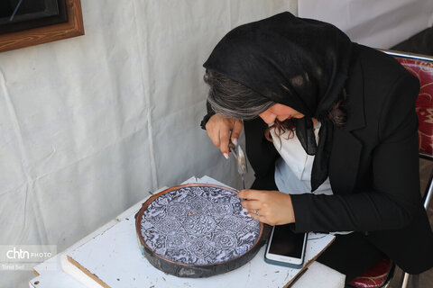 افتتاح نمایشگاه به مناسبت هفته صنایع‌دستی در اردبیل