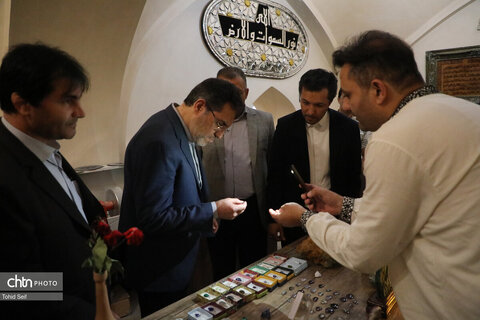 افتتاح نمایشگاه به مناسبت هفته صنایع‌دستی در اردبیل