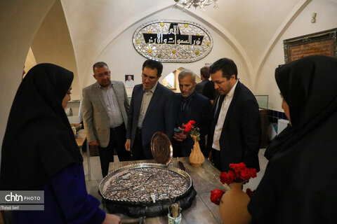 افتتاح نمایشگاه به مناسبت هفته صنایع‌دستی در اردبیل