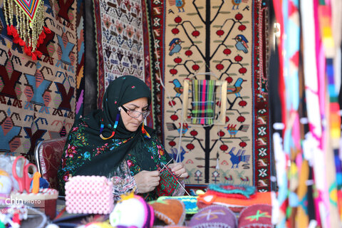 افتتاح نمایشگاه به مناسبت هفته صنایع‌دستی در اردبیل