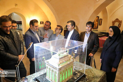 افتتاح نمایشگاه به مناسبت هفته صنایع‌دستی در اردبیل