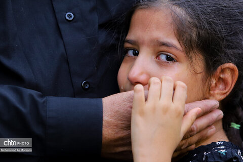 وداع با قهرمانان مهین در اصفهان