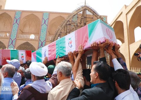 برگزاری مراسم تشییع و اقامه نماز بر پیکر مطهر شهدای حمله رژیم صهیونیستی به یزد